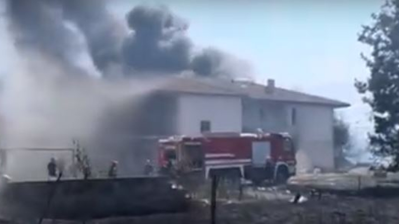 Φωτιά σε χαμηλή βλάστηση στην περιοχή Πεδινή Ιωαννίνων Φωτιά σε χαμηλή βλάστηση στην περιοχή Πεδινή Ιωαννίνων