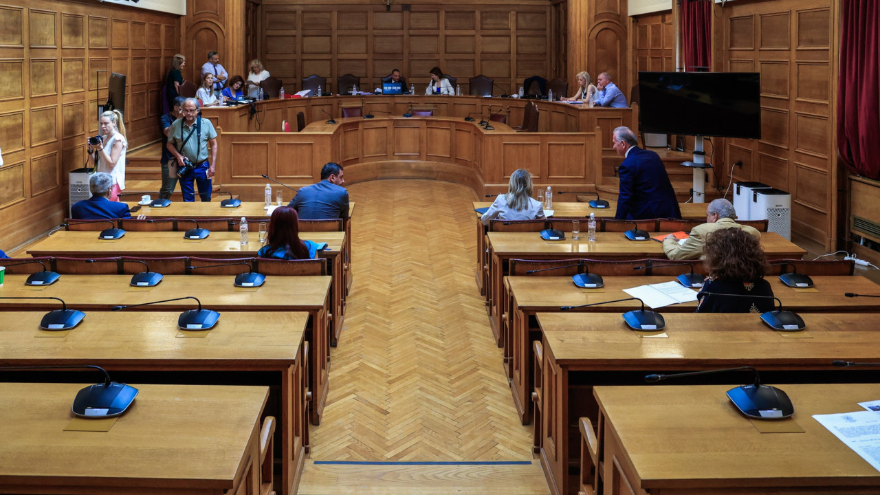 Επεισοδιακό «φινάλε» στην «αυλαία» της προκαταρκτικής για Καραμανλή