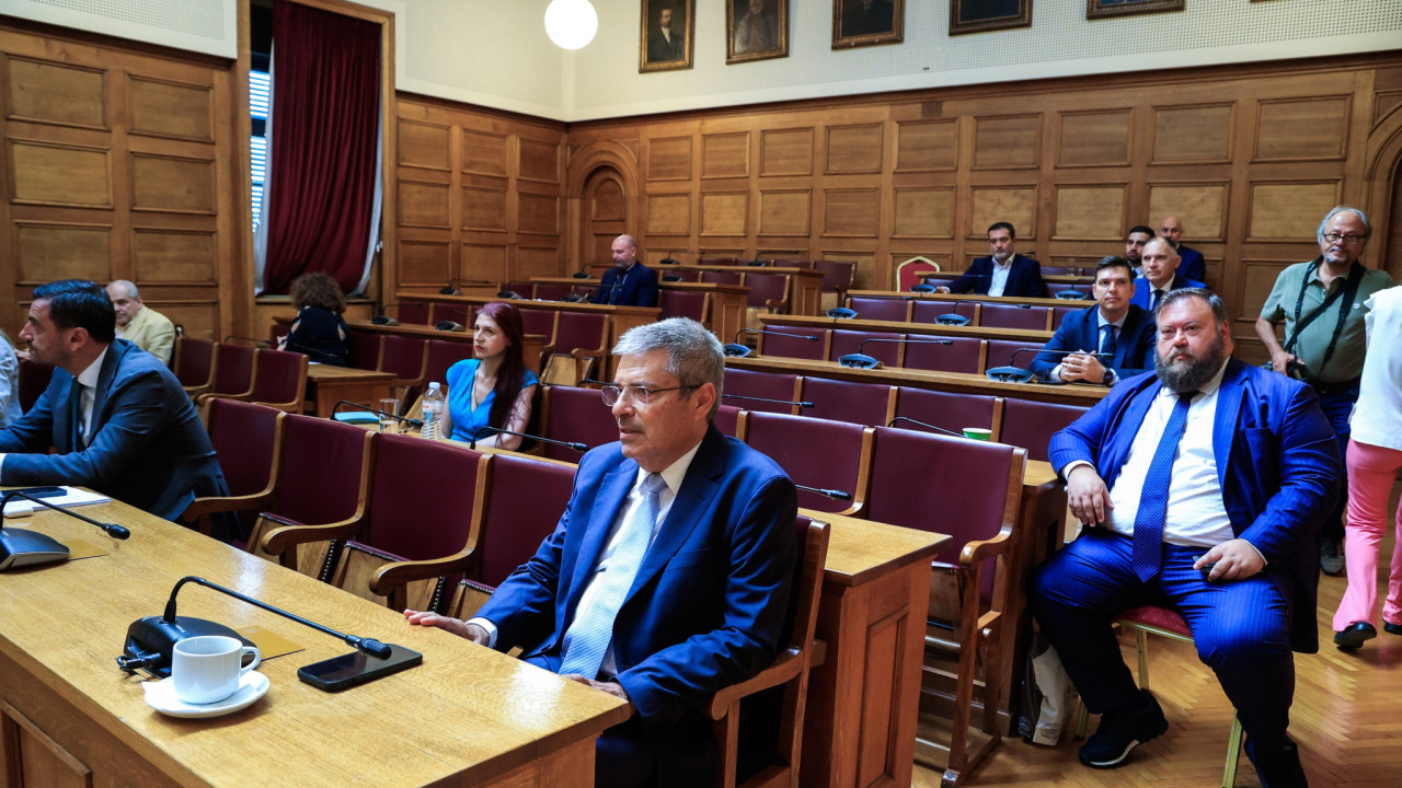 Νέα Αριστερά: Αντισυνταγματική η προκαταρκτική για Καραμανλή Νέα Αριστερά: Αντισυνταγματική η προκαταρκτική για Καραμανλή
