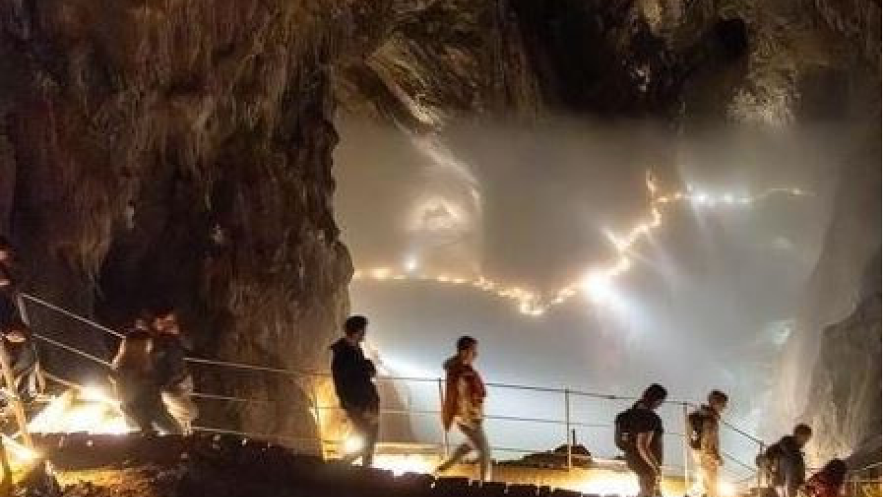 Εξερεύνηση στο «μυστηριώδες» σύμπαν των Σπηλαίων Σκοτσγιάν- Δείτε φωτογραφίες