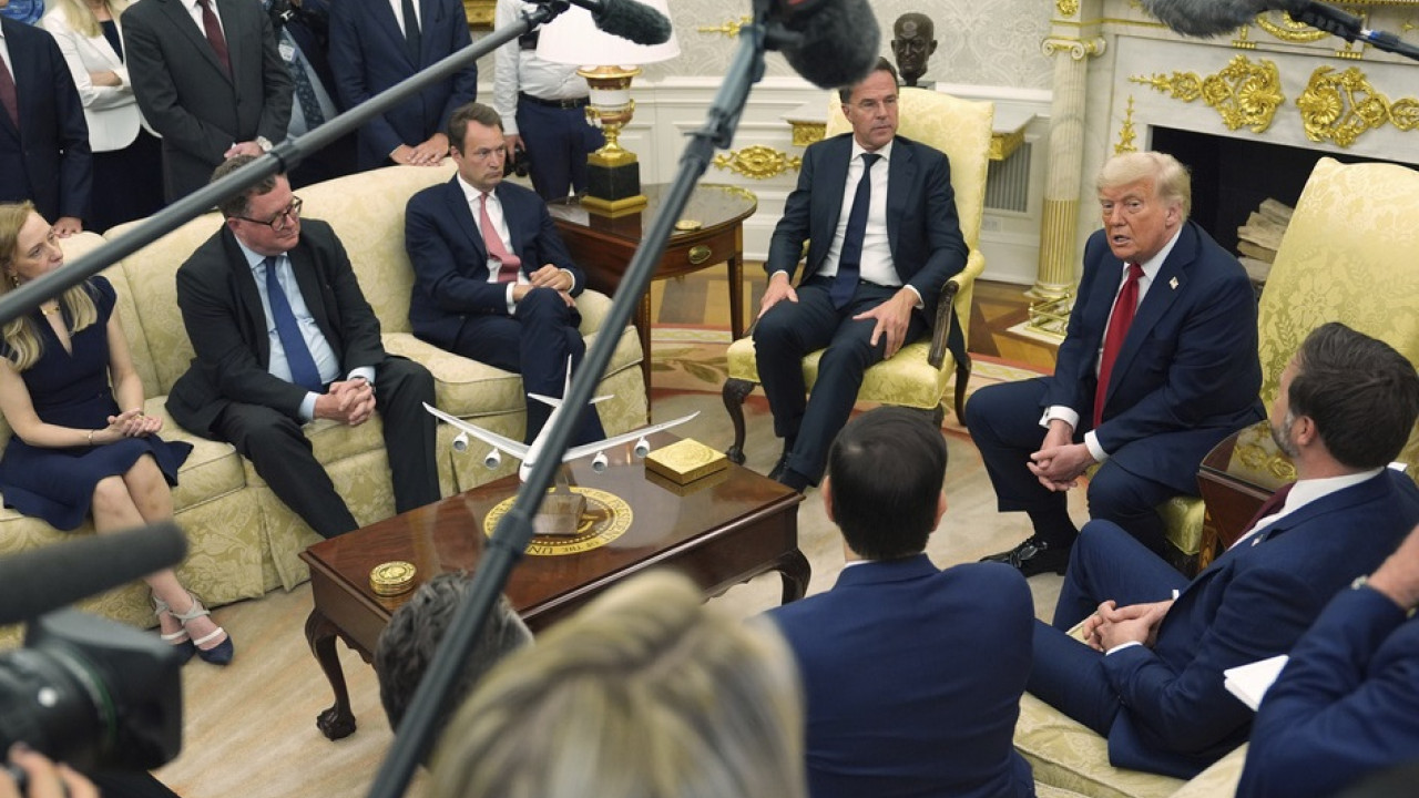 Όπλα στην Ουκρανία και δασμοί στη Ρωσία: Tο σχέδιο Τραμπ και η Μόσχα Όπλα στην Ουκρανία και δασμοί στη Ρωσία: Tο σχέδιο Τραμπ και η Μόσχα