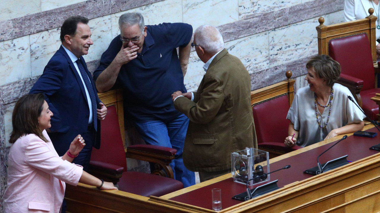 Ευάγγελος Βενιζέλος για το «κοινοβουλευτικό κατάντημα»: «Ευτελισμός των θεσμών λόγω κρίσης νομιμοποίησης»