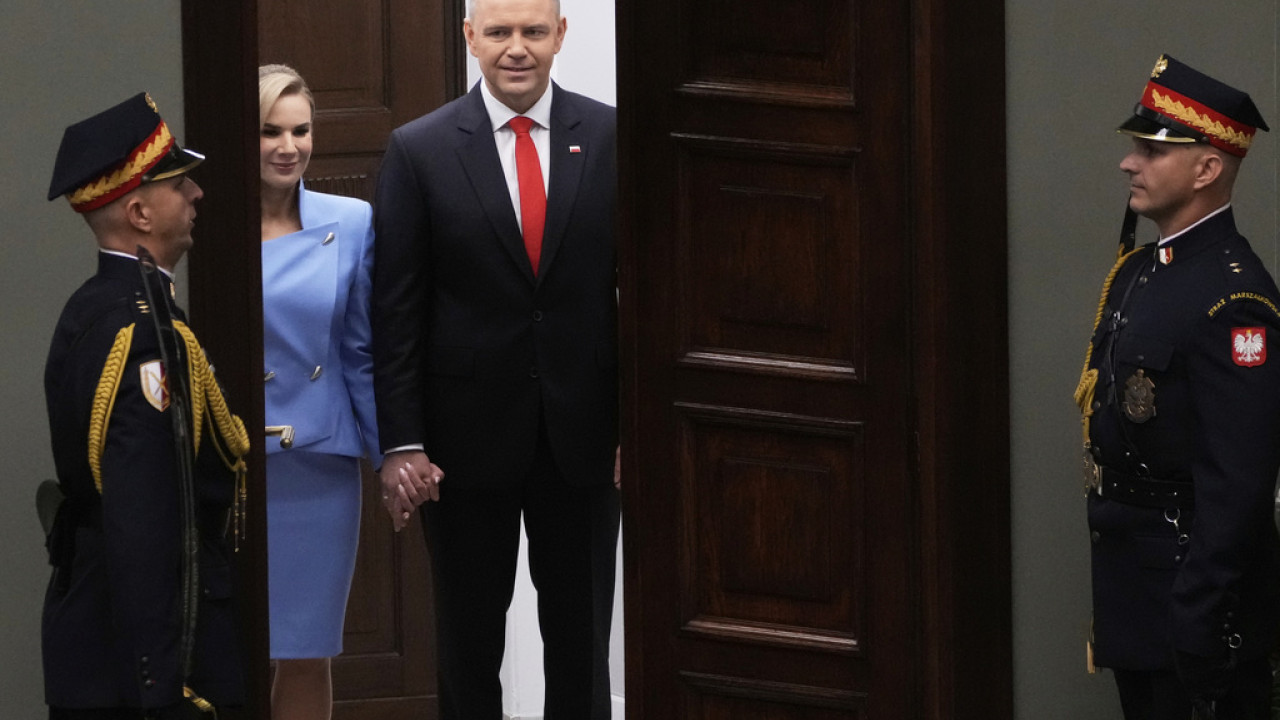 Πολωνία: Ο νέος πρόεδρος ζητά αλλαγή συντάγματος Πολωνία: Ο νέος πρόεδρος ζητά αλλαγή συντάγματος