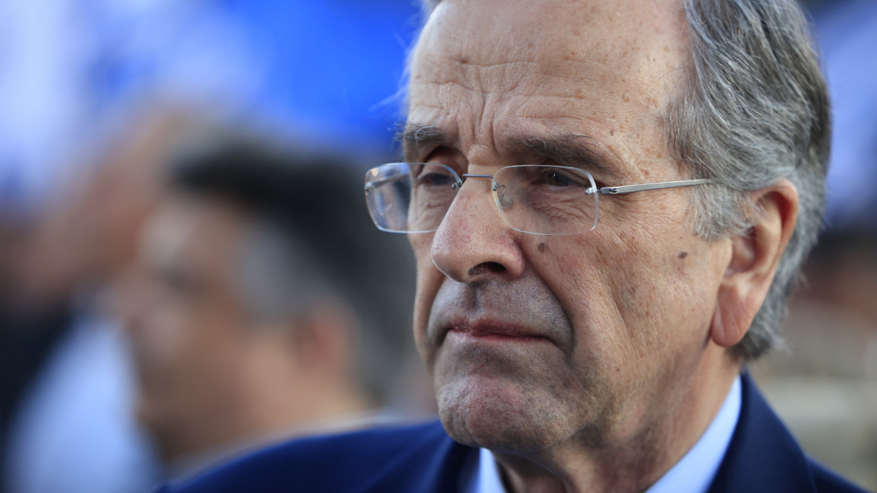«Πυρά» Σαμαρά κατά Μητσοτάκη: «Η κυβέρνηση ακυρώνει τη θεσμική ομαλότητα της Μεταπολίτευσης» «Πυρά» Σαμαρά κατά Μητσοτάκη: «Η κυβέρνηση ακυρώνει τη θεσμική ομαλότητα της Μεταπολίτευσης»