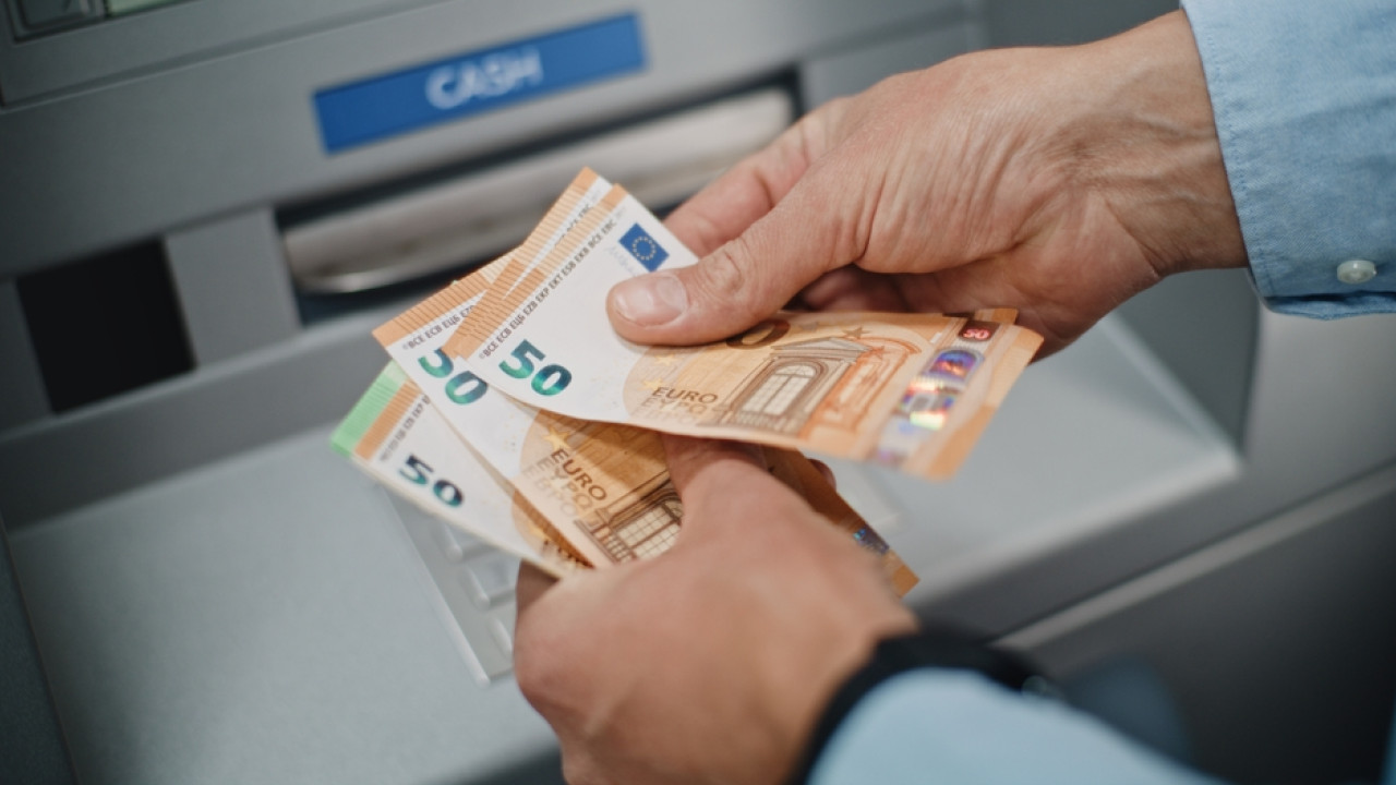 Πότε μηδενίζονται οι προμήθειες στα ΑΤΜ – Τι προβλέπει ο νόμος Πότε μηδενίζονται οι προμήθειες στα ΑΤΜ – Τι προβλέπει ο νόμος
