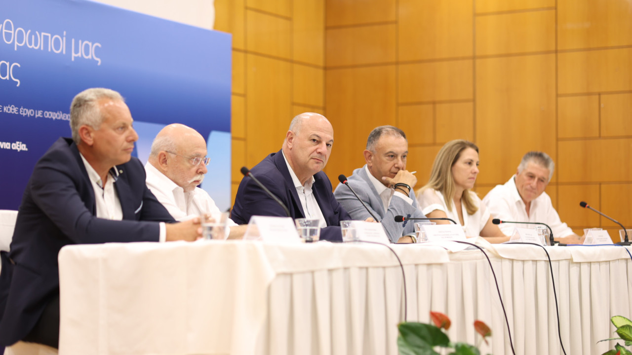 Υπεγράφησαν οι συμβάσεις για δύο αρδευτικά έργα σε Καρδίτσα και Φάρσαλα – Τσιάρας: «Αλλάζει σελίδα η Θεσσαλία» Υπεγράφησαν οι συμβάσεις για δύο αρδευτικά έργα σε Καρδίτσα και Φάρσαλα – Τσιάρας: «Αλλάζει σελίδα η Θεσσαλία»