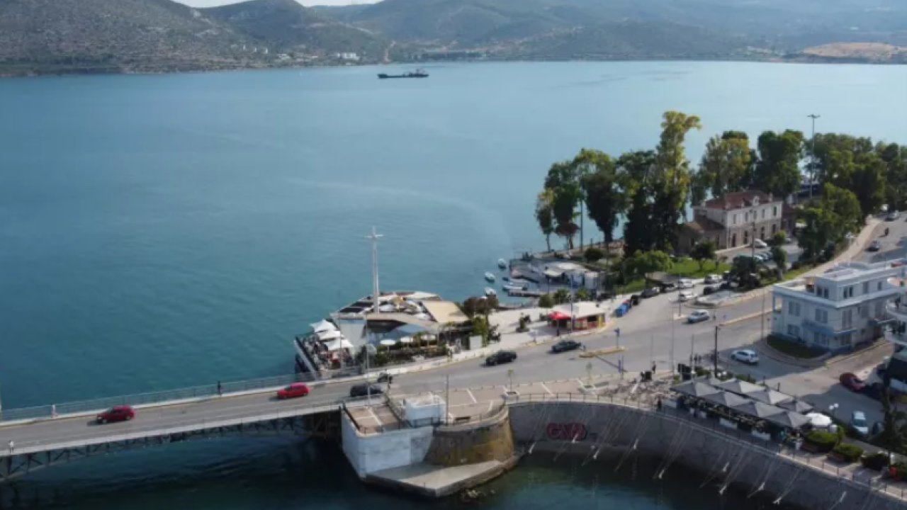 Χαλκίδα – Γέφυρα: Παραμένει ανοιχτή από χθες Χαλκίδα – Γέφυρα: Παραμένει ανοιχτή από χθες