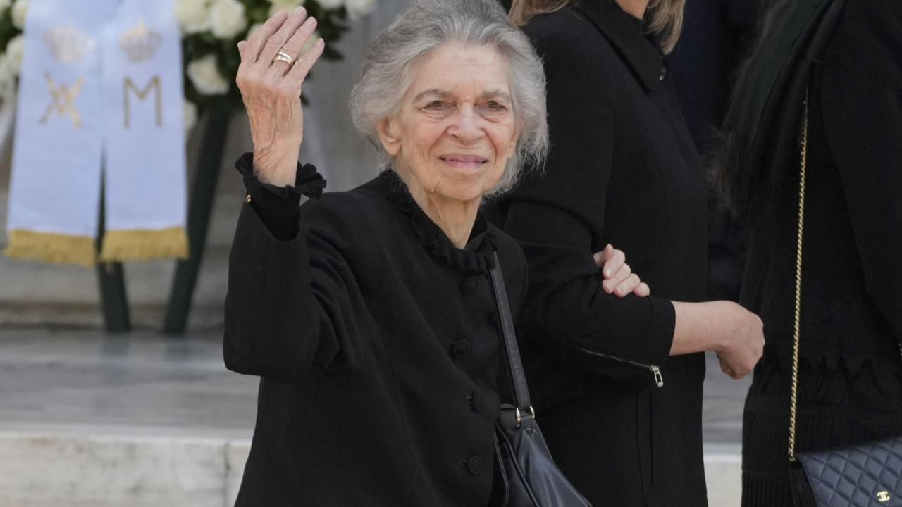 &Sigma;&tau;&eta;&nu; &Alpha;&theta;ή&nu;&alpha; &eta; &kappa;&eta;&delta;&epsilon;ί&alpha; &tau;&eta;&sigmaf; &pi;&rho;&iota;&gamma;&kappa;ί&pi;&iota;&sigma;&sigma;&alpha;&sigmaf; &Epsilon;&iota;&rho;ή&nu;&eta;&sigmaf; - &Sigma;&tau;&omicron; &Tau;&alpha;&tau;ό&iota; &eta; &tau;&alpha;&phi;ή