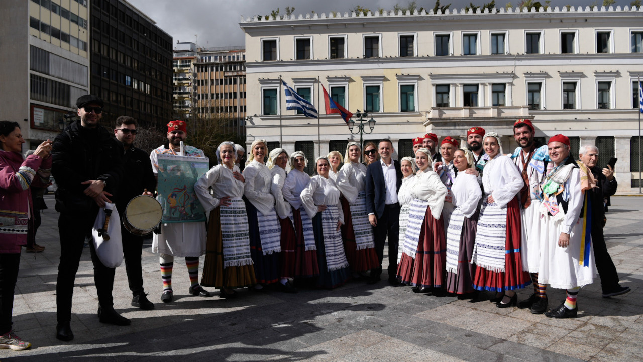 ΔΟΥΚΑΣ ΓΙΑ ΤΣΙΚΝΟΠΕΜΠΤΗ: ΣΤΗ ΒΑΡΒΑΚΕΙΟ ΣΗΜΕΡΑ ΓΙΝΑΜΕ ΟΛΟΙ ΜΙΑ ΠΑΡΕΑ