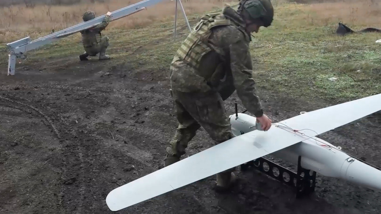 ΡΩΣΙΑ: ΚΑΤΑΡΡΙΦΘΗΚΑΝ ΠΕΝΤΕ DRONES ΛΙΓΟ ΠΡΙΝ ΦΤΑΣΟΥΝ ΠΑΝΩ ΑΠΟ ΤΟ ΚΕΝΤΡΟ ΤΗΣ ΜΟΣΧΑΣ