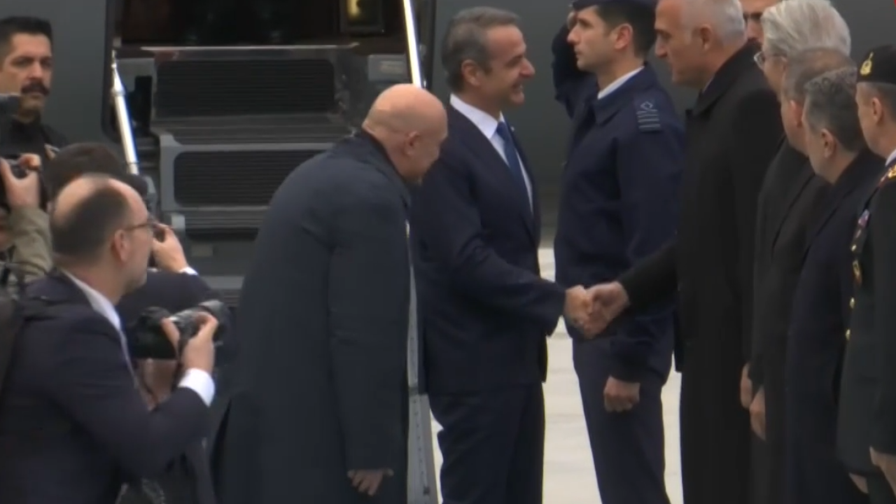 &Omicron; &Kappa;&upsilon;&rho;&iota;ά&kappa;&omicron;&sigmaf; &Mu;&eta;&tau;&sigma;&omicron;&tau;ά&kappa;&eta;&sigmaf; &sigma;&tau;&eta;&nu; Ά&gamma;&kappa;&upsilon;&rho;&alpha; &gamma;&iota;&alpha; &tau;&omicron; 6&omicron; &Alpha;&nu;ώ&tau;&alpha;&tau;&omicron; &Sigma;&upsilon;&mu;&beta;&omicron;ύ&lambda;&iota;&omicron; &Sigma;&upsilon;&nu;&epsilon;&rho;&gamma;&alpha;&sigma;ί&alpha;&sigmaf; - Ό&lambda;&epsilon;&sigmaf; &omicron;&iota; &epsilon;&xi;&epsilon;&lambda;ί&xi;&epsilon;&iota;&sigmaf;