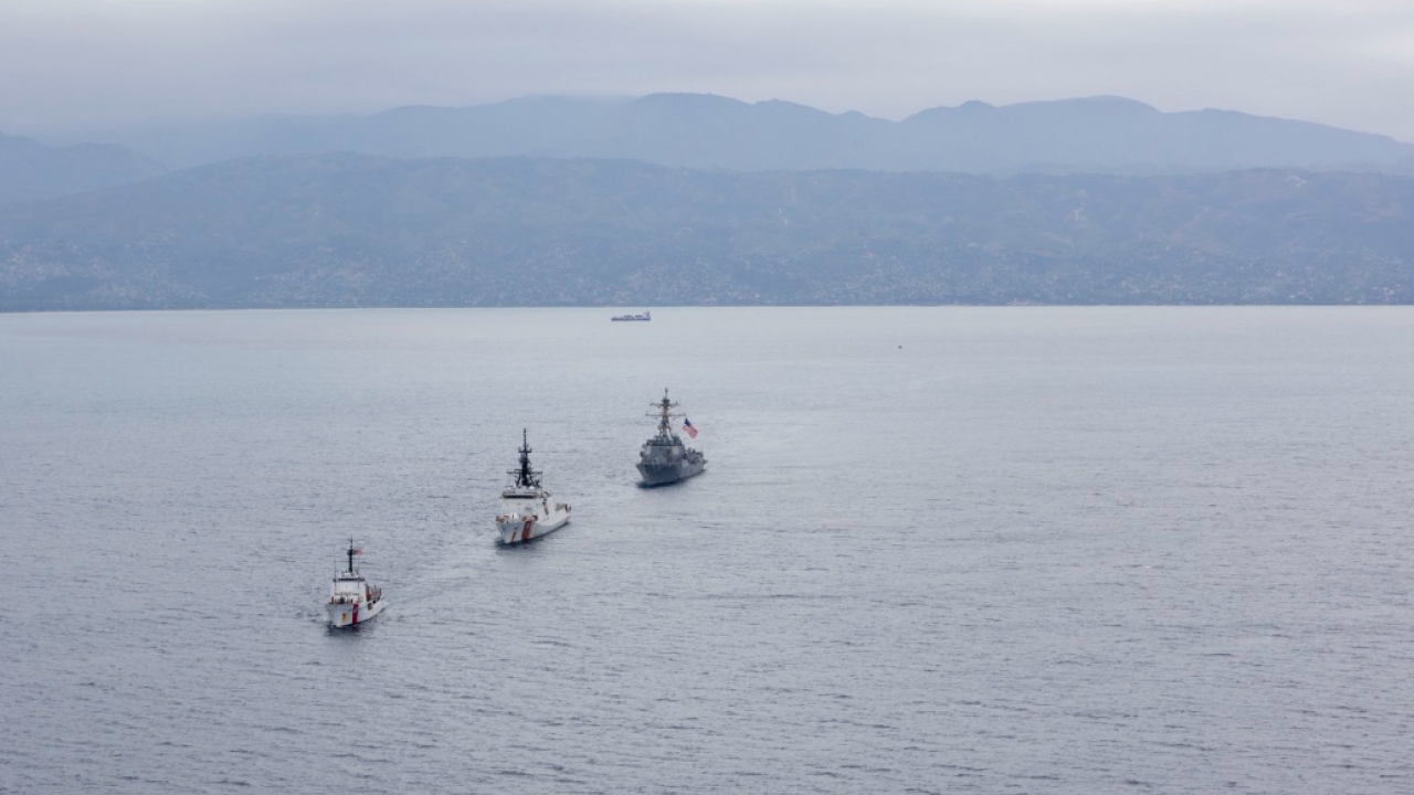 A&mu;&epsilon;&rho;&iota;&kappa;&alpha;&nu;&iota;&kappa;ά &pi;&omicron;&lambda;&epsilon;&mu;&iota;&kappa;ά &pi;&lambda;&omicron;ί&alpha; &alpha;&nu;&alpha;&pi;&tau;ύ&chi;&theta;&eta;&kappa;&alpha;&nu; &sigma;&tau;&omicron;&nu; &kappa;ό&lambda;&pi;&omicron; &tau;&eta;&sigmaf; &Pi;&omicron;&rho;&tau;-&omicron;-&Pi;&rho;&epsilon;&nu;&sigmaf;, &sigma;&tau;&eta;&nu; &Alpha;ϊ&tau;ή