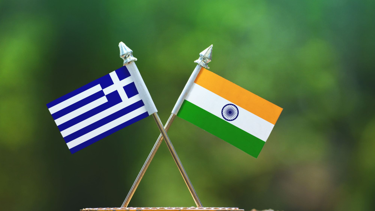 &Epsilon;&lambda;&lambda;&eta;&nu;&omicron;-&iota;&nu;&delta;&iota;&kappa;έ&sigmaf; &sigma;&chi;έ&sigma;&epsilon;&iota;&sigmaf;: &Pi;ώ&sigmaf; &eta; &Epsilon;&lambda;&lambda;ά&delta;&alpha; &laquo;&xi;&epsilon;&kappa;&lambda;&epsilon;&iota;&delta;ώ&nu;&epsilon;&iota;&raquo; &tau;&eta; &mu;&epsilon;&gamma;&alpha;&lambda;ύ&tau;&epsilon;&rho;&eta; &alpha;&gamma;&omicron;&rho;ά &sigma;&tau;&omicron;&nu; &kappa;ό&sigma;&mu;&omicron;