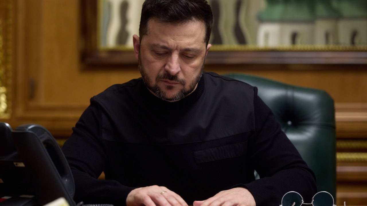 &Nu;έ&alpha; &epsilon;&pi;&iota;&kappa;&omicron;&iota;&nu;&omega;&nu;ί&alpha; &tau;&omicron;&upsilon; &Nu;&tau;ό&nu;&alpha;&lambda;&nu;&tau; &Tau;&rho;&alpha;&mu;&pi; &mu;&epsilon; &tau;&omicron;&nu; &Beta;&omicron;&lambda;&omicron;&nu;&tau;ί&mu;&iota;&rho; &Zeta;&epsilon;&lambda;έ&nu;&sigma;&kappa;&iota; - &Tau;&iota; &sigma;&upsilon;&zeta;&eta;&tau;ή&theta;&eta;&kappa;&epsilon;