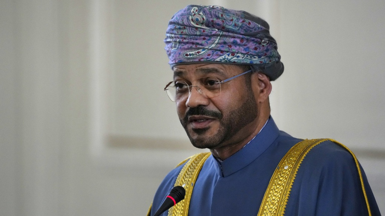 ΟΜΑΝ: Η ΜΕΣΗ ΑΝΑΤΟΛΗ ΒΡΙΣΚΕΤΑΙ ΣΕ «ΕΠΙΚΙΝΔΥΝΗ ΚΑΜΠΗ»