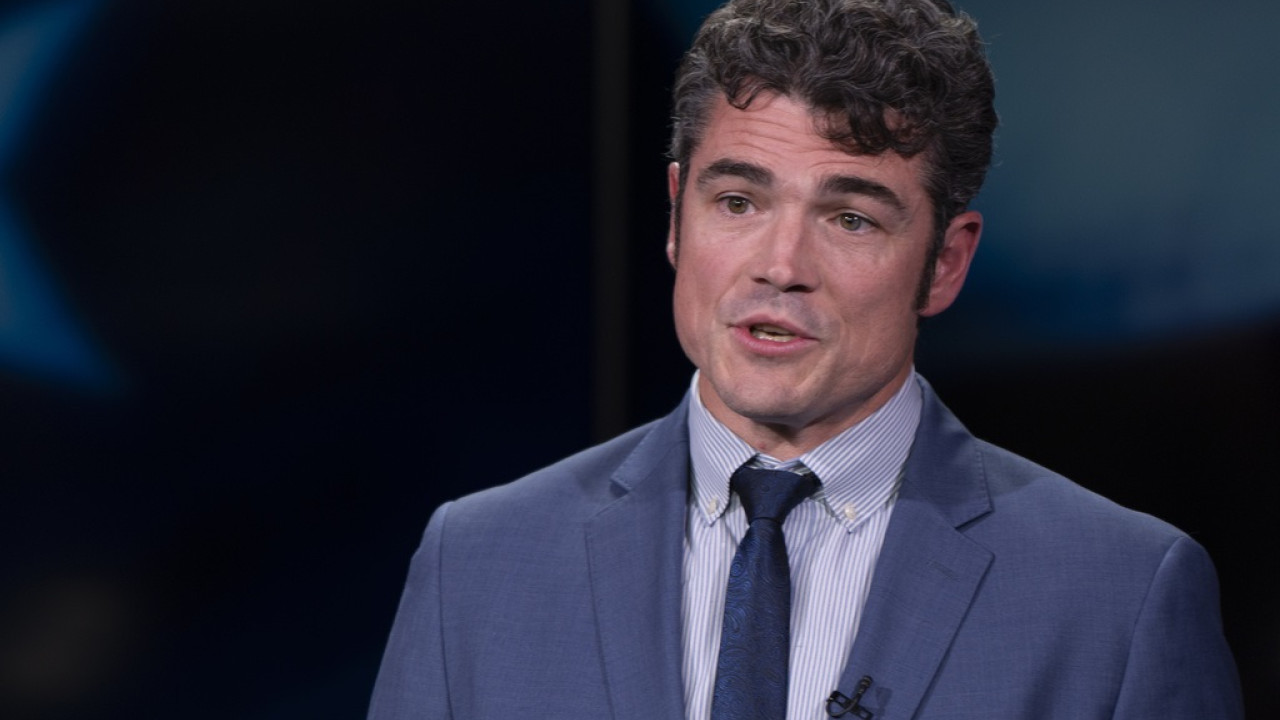 &Eta; &pi;&alpha;&rho;&alpha;ί&tau;&eta;&sigma;&eta; &Kappa;&epsilon;&nu;&tau; &alpha;&pi;&omicron;&kappa;&alpha;&lambda;ύ&pi;&tau;&epsilon;&iota; &tau;&omicron; &rho;ή&gamma;&mu;&alpha; &sigma;&tau;&omicron; MAGA ό&sigma;&omicron;&nu; &alpha;&phi;&omicron;&rho;ά &tau;&omicron; &Iota;&rho;ά&nu;