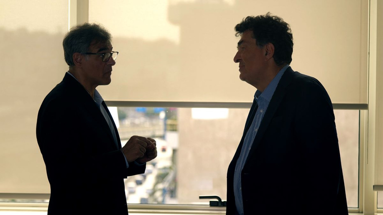 &laquo;&Phi;ά&kappa;&epsilon;&lambda;&omicron;&sigmaf; 17&Nu;&raquo; &mu;&epsilon; &tau;&omicron;&nu; &Alpha;&lambda;έ&xi;&eta; &Pi;&alpha;&pi;&alpha;&chi;&epsilon;&lambda;ά: &Tau;&omicron; 3&omicron; &epsilon;&pi;&epsilon;&iota;&sigma;ό&delta;&iota;&omicron; &tau;&eta; &Delta;&epsilon;&upsilon;&tau;έ&rho;&alpha; 9 &Mu;&alpha;&rho;&tau;ί&omicron;&upsilon; &sigma;&tau;&iota;&sigmaf; 21.00 &sigma;&tau;&omicron;&nu; &Sigma;&Kappa;&Alpha;Ϊ - &Delta;&epsilon;ί&tau;&epsilon; &tau;&omicron; trailer