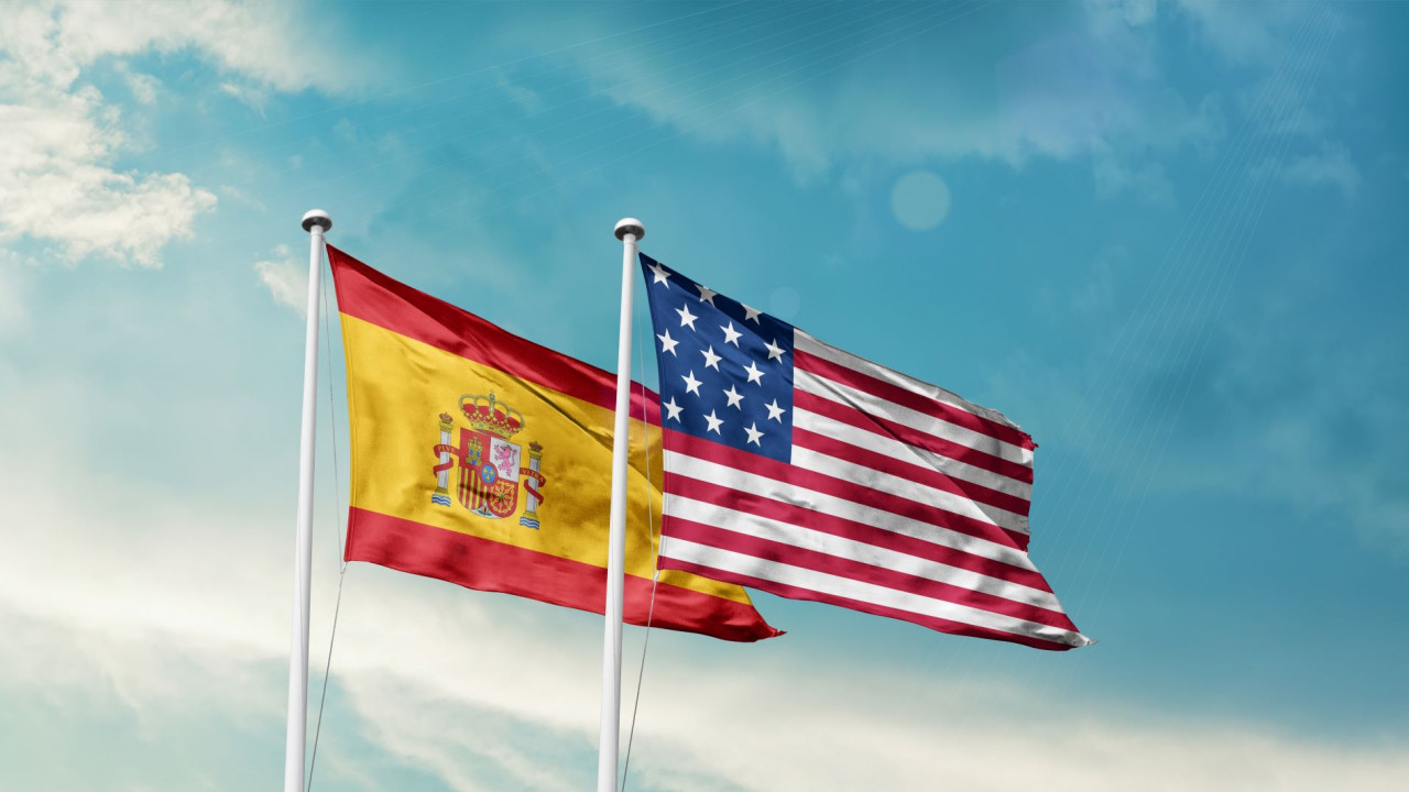 ΙΣΠΑΝΟΣ ΥΠΕΞ: «ΑΠΟΛΥΤΗ ΚΑΝΟΝΙΚΟΤΗΤΑ» ΣΤΙΣ ΣΧΕΣΕΙΣ ΜΑΔΡΙΤΗΣ-ΟΥΑΣΙΝΓΚΤΟΝ, ΠΑΡΑ ΤΙΣ ΑΠΕΙΛΕΣ ΤΡΑΜΠ