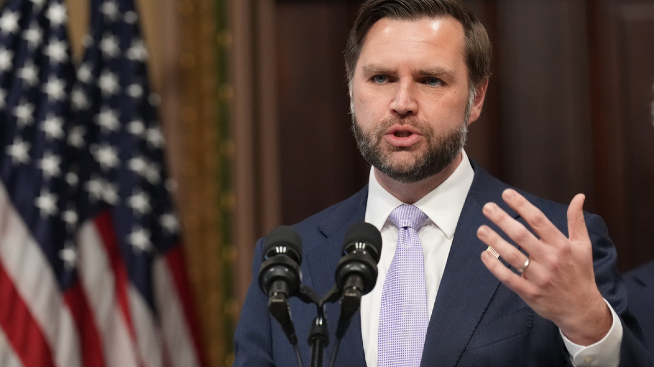 Βανς: Η συμφωνία με το Ιράν θα μπορούσε να κλείσει την επόμε