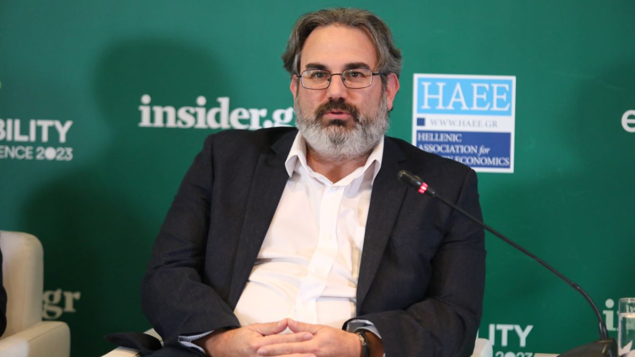 Παραιτήθηκε ο γγ του ΥΠΕΝ Ευθύμιος Μπακογιάννης – Στο φόντο 