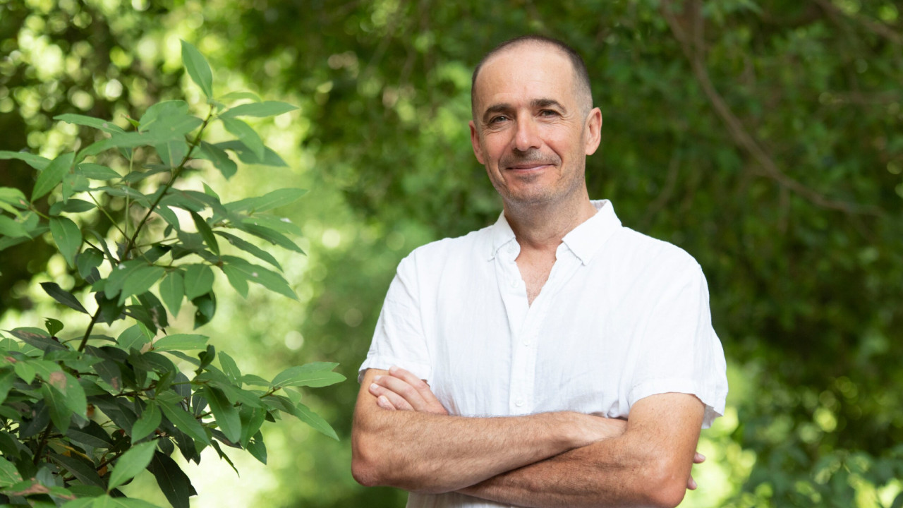 Ο Paco Calvo, συγγραφέας του Planta Sapiens, στην Αθήνα
