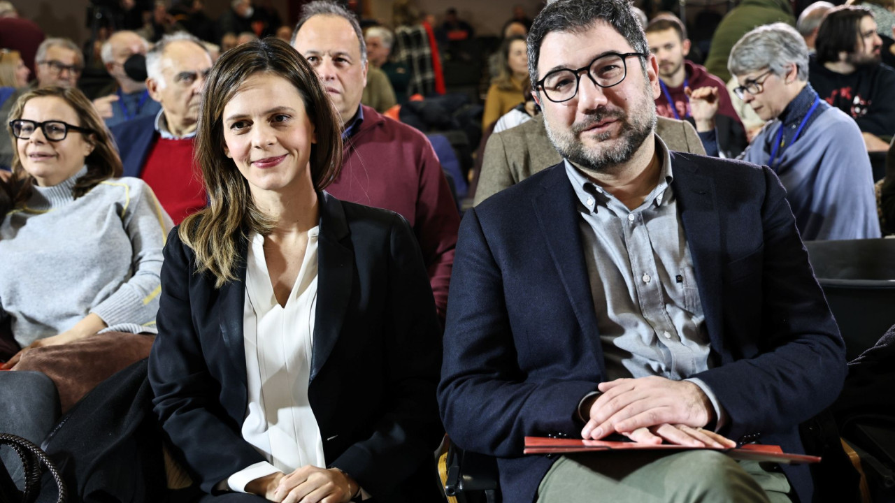 Διαλύθηκε η ΚΟ της Νέας Αριστεράς μετά την αποχώρηση 7 βουλευτών- Παραιτήθηκε από βουλευτής η Έφη Αχτσιόγλου