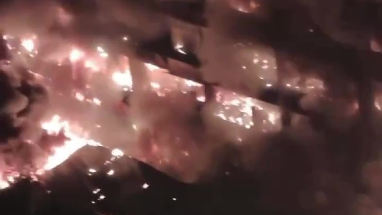 &Tau;&rho;&alpha;&gamma;&omega;&delta;ί&alpha; &sigma;&tau;&eta;&nu; &Kappa;ί&nu;&alpha;: 6 &nu;&epsilon;&kappa;&rho;&omicron;ί &alpha;&pi;ό &pi;&upsilon;&rho;&kappa;&alpha;&gamma;&iota;ά &sigma;&epsilon; &pi;&omicron;&lambda;&upsilon;&kappa;&alpha;&tau;&omicron;&iota;&kappa;ί&alpha; &sigma;&tau;&eta;&nu; &epsilon;&pi;&alpha;&rho;&chi;ί&alpha; &Chi;&omicron;&upsilon;&nu;ά&nu;