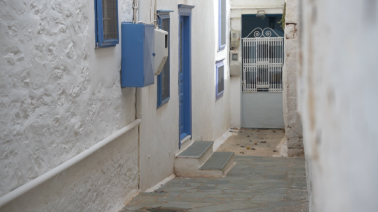 Ύδρα: Το νησί με τους μηδενικούς λογαριασμούς ρεύματος
