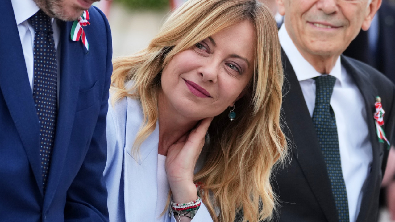 Με απόφαση Μελόνι, η τεχνητή νοημοσύνη εντάσσεται στα ιταλικ