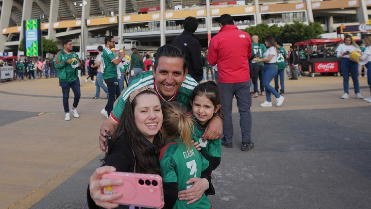 Μουντιάλ 2026: Χιλιάδες κόσμου έξω από το Azteca Stadium - Δ