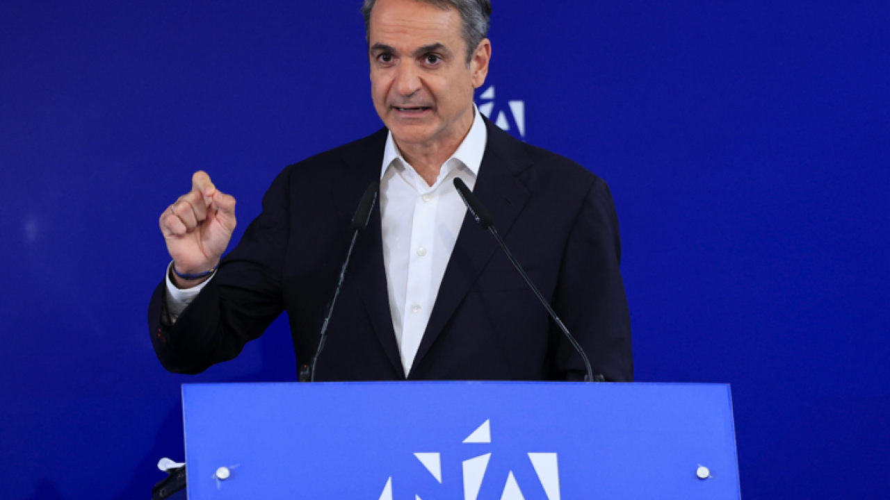 Αιχμές Μητσοτάκη κατά Σαμαρά: Από την ασφάλεια του καναπέ, α