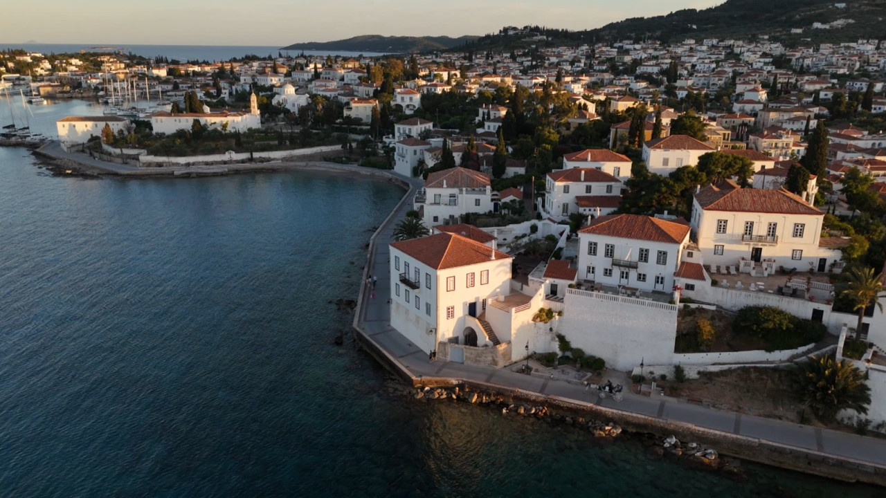 Όπου Υπάρχει Ελλάδα: Σαλπάρουμε για Ύδρα, Σπέτσες και Πόρο -