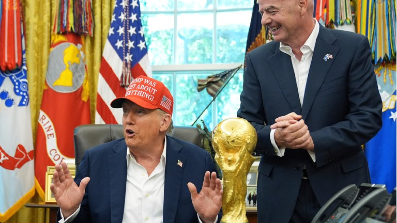 &Mu;&omicron;&upsilon;&nu;&tau;&iota;ά&lambda; 2026: &Omicron; &Tau;&rho;&alpha;&mu;&pi; &theta;&alpha; &pi;&alpha;&rho;&alpha;&sigma;&tau;&epsilon;ί &sigma;&tau;&omicron;&nu; &tau;&epsilon;&lambda;&iota;&kappa;ό &kappa;&alpha;&iota; &theta;&alpha; &alpha;&pi;&omicron;&nu;&epsilon;ί&mu;&epsilon;&iota; &tau;&omicron; &tau;&rho;ό&pi;&alpha;&iota;&omicron; &sigma;&tau;&omicron;&nu; &nu;&iota;&kappa;&eta;&tau;ή