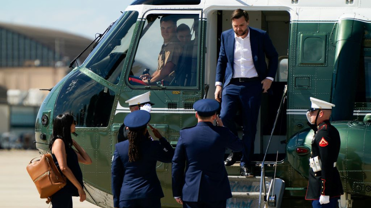 Ά&phi;&iota;&xi;&eta; &Beta;&alpha;&nu;&sigmaf; &sigma;&tau;&eta;&nu; &Epsilon;&lambda;&beta;&epsilon;&tau;ί&alpha; &gamma;&iota;&alpha; &tau;&iota;&sigmaf; &nu;έ&epsilon;&sigmaf; &sigma;&upsilon;&nu;&omicron;&mu;&iota;&lambda;ί&epsilon;&sigmaf; &mu;&epsilon;&tau;&alpha;&xi;ύ &Eta;&Pi;&Alpha; &kappa;&alpha;&iota; &Iota;&rho;ά&nu;