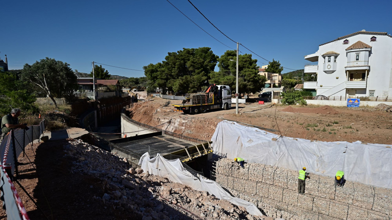 Περιφέρεια Αττικής: Νέο αντιπλημμυρικό έργο στον δήμο Βάρης-Βούλας-Βουλιαγμένης Περιφέρεια Αττικής: Νέο αντιπλημμυρικό έργο στον δήμο Βάρης-Βούλας-Βουλιαγμένης