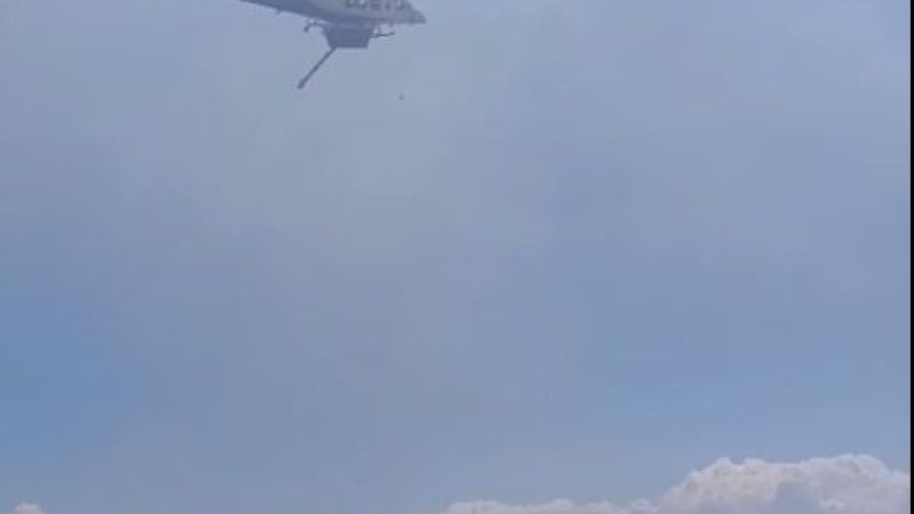 Φωτιά σε χαμηλή βλάστηση στον Αργυρόμυλο Λάρισας - Στην μάχη της κατάσβεσης και 4 εναέρια