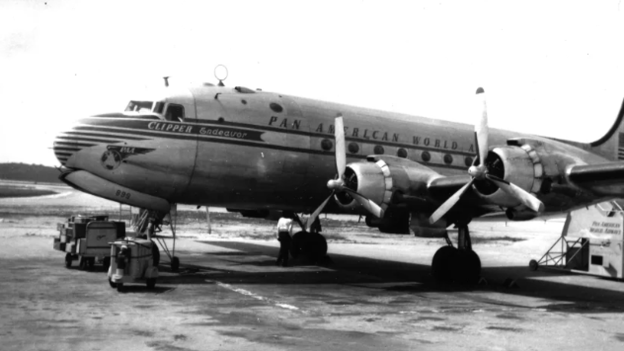 &Epsilon;&nu;&tau;&omicron;&pi;ί&sigma;&tau;&eta;&kappa;&alpha;&nu; 74 &chi;&rho;ό&nu;&iota;&alpha; &mu;&epsilon;&tau;ά &tau;&alpha; &sigma;&upsilon;&nu;&tau;&rho;ί&mu;&mu;&iota;&alpha; &tau;&omicron;&upsilon; &alpha;&epsilon;&rho;&omicron;&pi;&lambda;ά&nu;&omicron;&upsilon; &tau;&eta;&sigmaf; Pan Am &pi;&omicron;&upsilon; &sigma;&upsilon;&nu;&epsilon;&tau;&rho;ί&beta;&eta; &sigma;&tau;&alpha; &alpha;&nu;&omicron;&iota;&chi;&tau;ά &tau;&omicron;&upsilon; &Pi;&omicron;&upsilon;έ&rho;&tau;&omicron; &Rho;ί&kappa;&omicron;