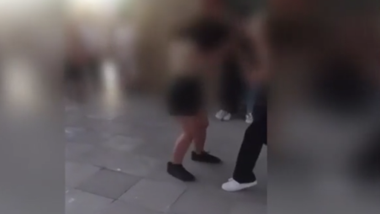Ηράκλειο: Ξυλοδαρμός 15χρονης από ανήλικες – Κατέγραφαν την επίθεση με κινητό Ηράκλειο: Ξυλοδαρμός 15χρονης από ανήλικες – Κατέγραφαν την επίθεση με κινητό