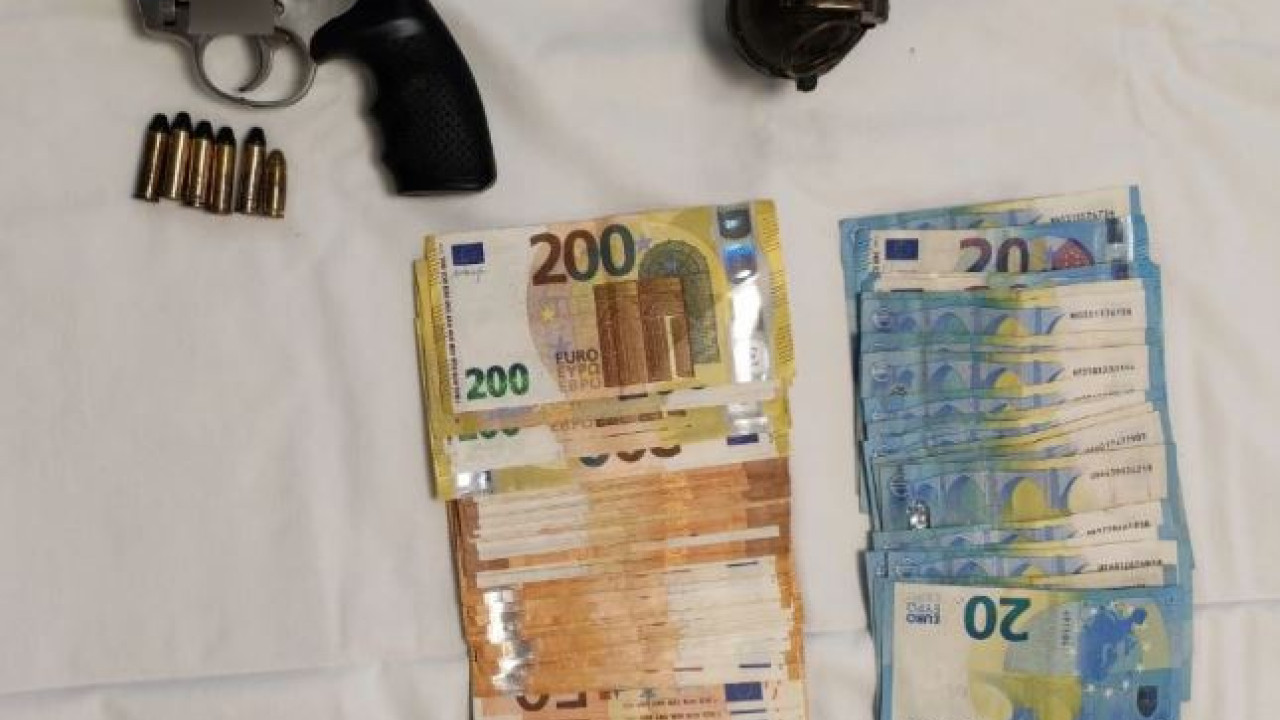 Δύο συλλήψεις για τη σχεδιαζόμενη επίθεση με χειροβομβίδα στην Αττική – Οι ρόλοι και οι οδηγίες