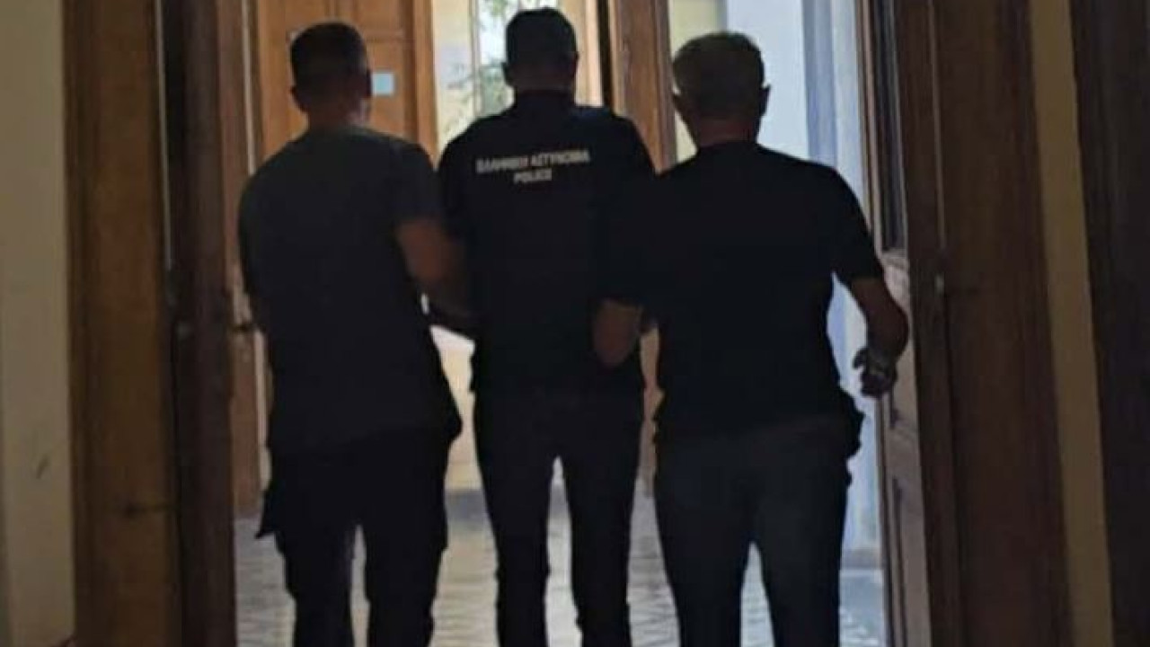 ΣΥΡΟΣ: ΠΡΟΣΩΡΙΝΑ ΚΡΑΤΟΥΜΕΝΟΣ Ο 41ΧΡΟΝΟΣ ΓΙΑ ΤΗ ΔΟΛΟΦΟΝΙΑ ΤΗΣ ΔΙΑΣΩΣΤΡΙΑΣ