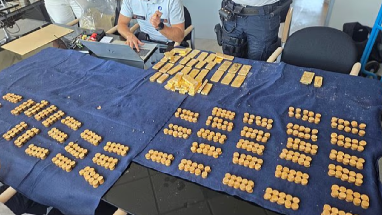 ΒΕΛΓΙΟ: BΡΗΚΑΝ ΣΕΝΤΟΥΚΙ ΜΕ ΧΡΥΣΟ ΑΞΙΑΣ 7,5 ΕΚΑΤ. ΛΙΡΩΝ ΣΕ ΚΕΛΑΡΙ - ΔΕΙΤΕ ΦΩΤΟΓΡΑΦΙΕΣ