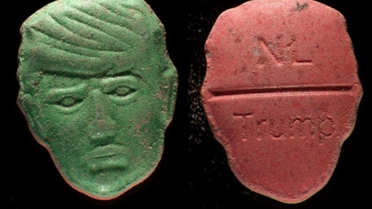 «TRUMP PILLS»: ΣΥΝΑΓΕΡΜΟΣ ΣΤΗΝ ΟΛΛΑΝΔΙΑ ΓΙΑ ΕΠΙΚΙΝΔΥΝΑ ΧΑΠΙΑ ECSTASY ΜΕ ΤΟ ΠΡΟΣΩΠΟ ΤΟΥ ΤΡΑΜΠ