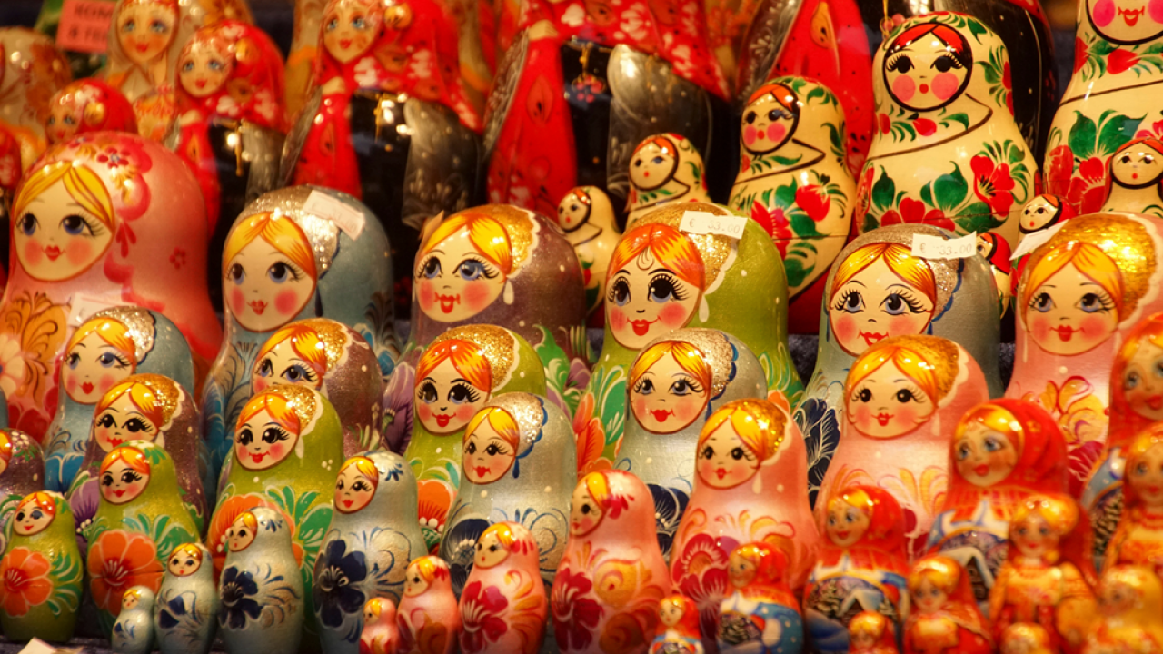 ΕΠΙΧΕΙΡΗΣΗ MATRYOSHKA: Η ΡΩΣΙΑ ΕΝΤΕΙΝΕΙ ΤΙΣ ΕΠΙΧΕΙΡΗΣΕΙΣ ΠΑΡΑΠΛΗΡΟΦΟΡΗΣΗΣ ΕΝΟΨΕΙ ΕΚΛΟΓΩΝ ΣΕ ΓΕΡΜΑΝΙΚΑ ΚΡΑΤΙΔΙΑ