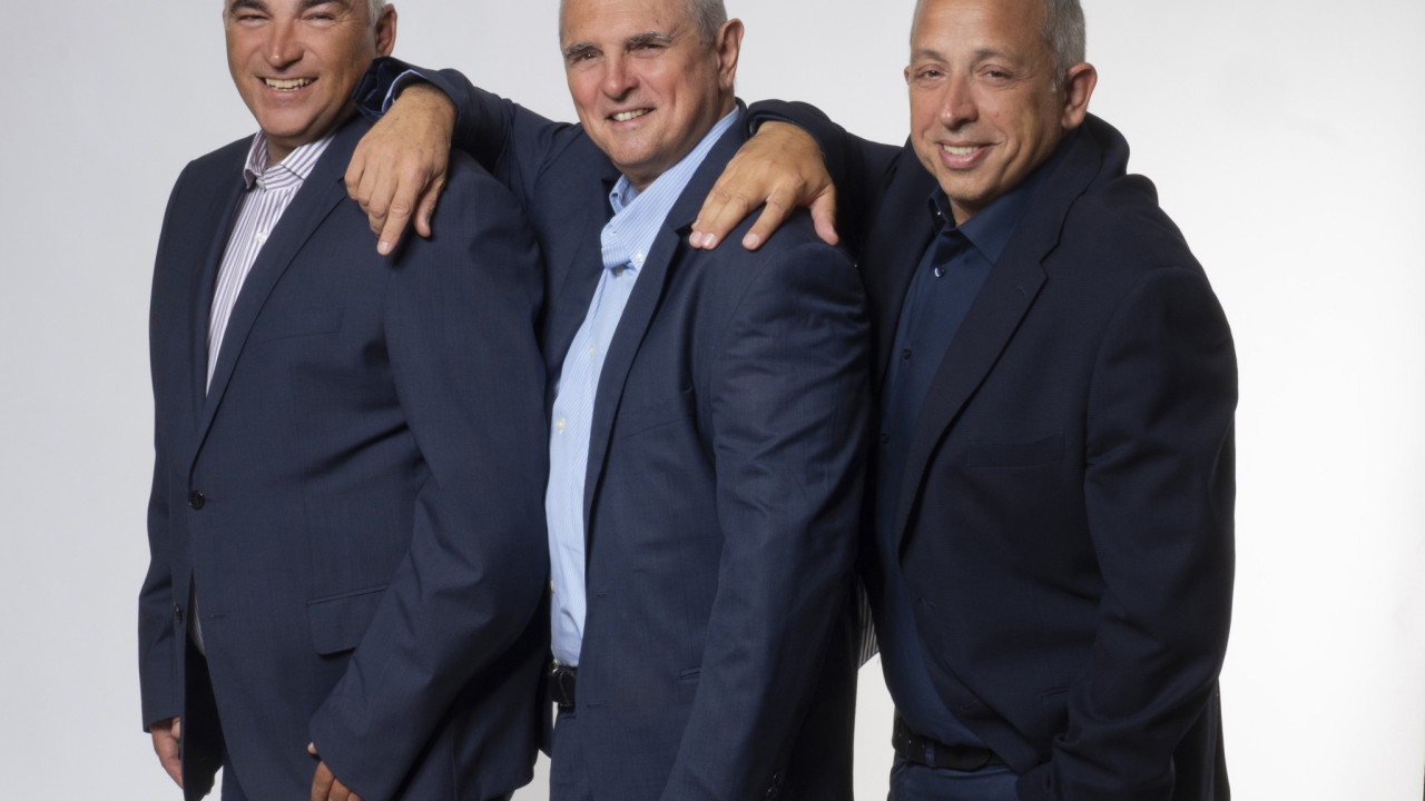 «Three on Three»: Έρχεται στον ΣΚΑΪ 100,3 «Three on Three»: Έρχεται στον ΣΚΑΪ 100,3