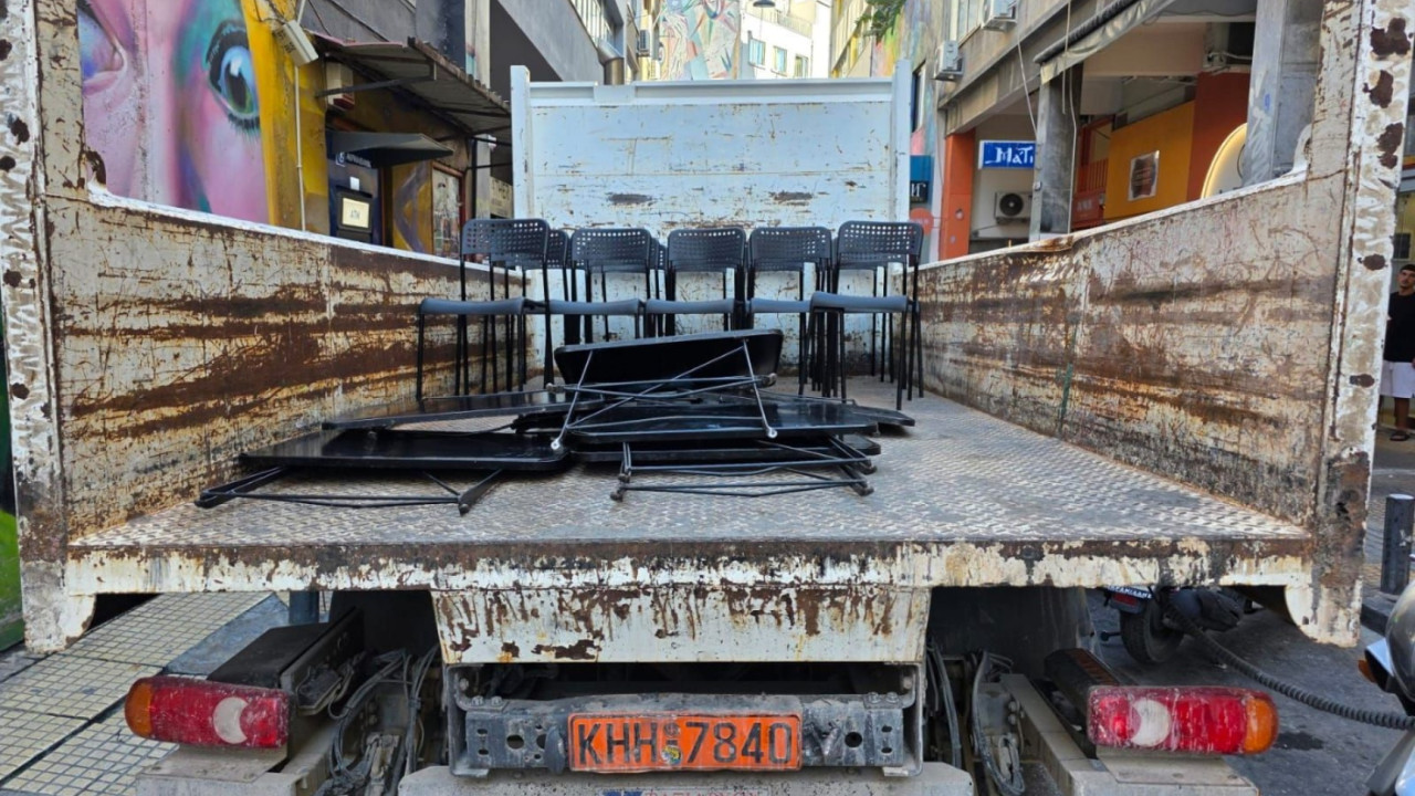 &Delta;ή&mu;&omicron;&sigmaf; &Alpha;&theta;&eta;&nu;&alpha;ί&omega;&nu;: &Epsilon;&nu;&tau;&alpha;&tau;&iota;&kappa;&omicron;ί έ&lambda;&epsilon;&gamma;&chi;&omicron;&iota; &gamma;&iota;&alpha; &tau;&eta;&nu; &pi;&rho;&omicron;&sigma;&tau;&alpha;&sigma;ί&alpha; &tau;&omega;&nu; &kappa;&omicron;&iota;&nu;ό&chi;&rho;&eta;&sigma;&tau;&omega;&nu; &chi;ώ&rho;&omega;&nu; &ndash; &Alpha;&pi;&omicron;&mu;&alpha;&kappa;&rho;ύ&nu;&theta;&eta;&kappa;&alpha;&nu; 240 &tau;&rho;&alpha;&pi;&epsilon;&zeta;&omicron;&kappa;&alpha;&theta;ί&sigma;&mu;&alpha;&tau;&alpha;