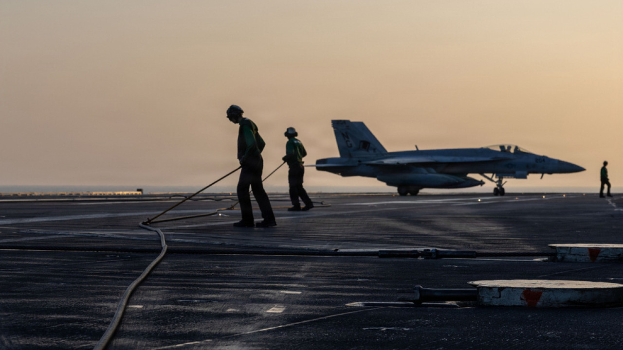 Η κατάσταση στο USS Abraham Lincoln δείχνει τον αντίκτυπο ενός ατέλειωτου πολέμου