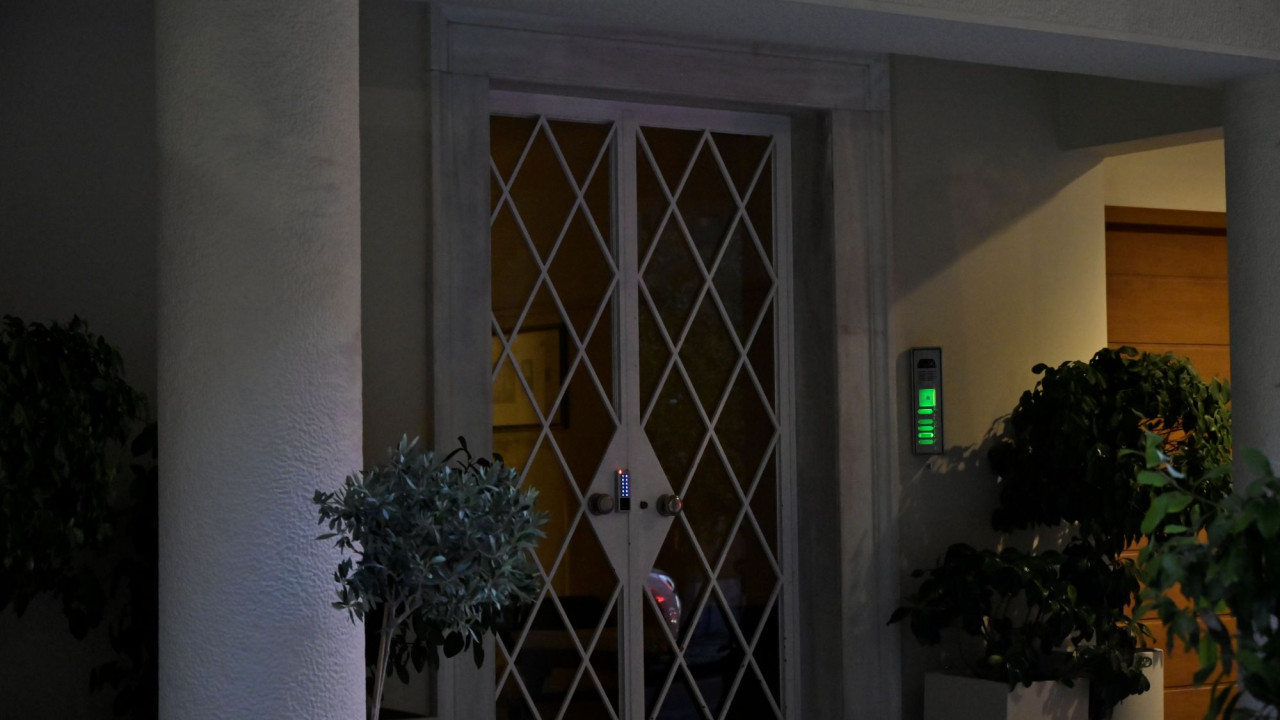 «ΕΓΩ ΚΑΛΕΣΑ ΤΟ ΕΚΑΒ»: Η ΚΑΤΑΘΕΣΗ ΤΗΣ ΚΟΡΗΣ ΤΩΝ ΔΥΟ ΚΑΤΗΓΟΡΟΥΜΕΝΩΝ ΓΙΑΤΡΩΝ ΓΙΑ ΤΟΝ ΘΑΝΑΤΟ ΜΑΖΩΝΑΚΗ