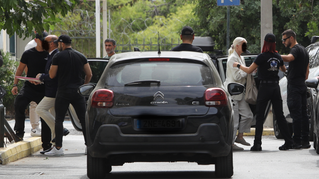 ΠΡΟΦΥΛΑΚΙΣΤΗΚΑΝ ΟΙ ΔΥΟ ΚΑΤΗΓΟΡΟΥΜΕΝΟΙ ΓΙΑΤΡΟΙ ΓΙΑ ΤΟΝ ΘΑΝΑΤΟ ΤΟΥ ΓΙΩΡΓΟΥ ΜΑΖΩΝΑΚΗ - ΤΙ ΕΙΠΑΝ ΣΤΙΣ ΑΠΟΛΟΓΙΕΣ ΤΟΥΣ