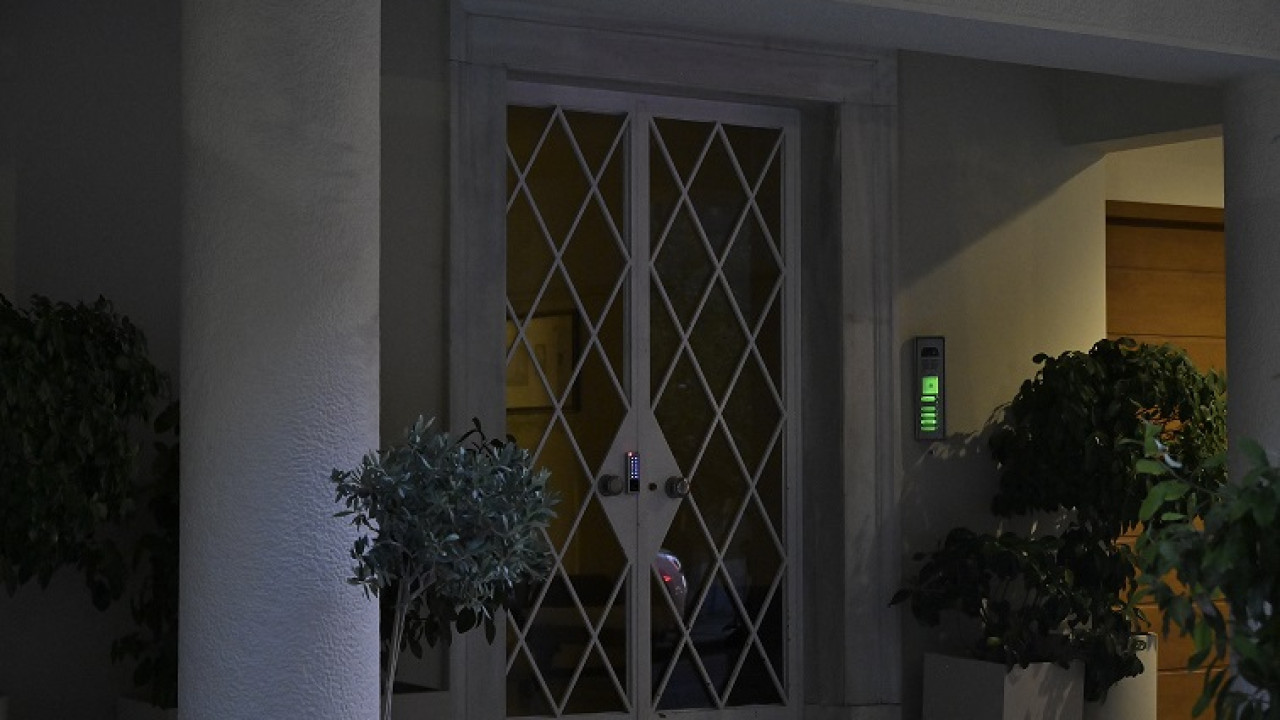 Θάνατος Μαζωνάκη: Έρευνα στο ιατρείο στο Κολωνάκι με εντολή ανακριτή Θάνατος Μαζωνάκη: Έρευνα στο ιατρείο στο Κολωνάκι με εντολή ανακριτή