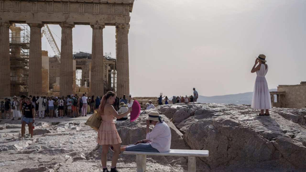 ΤτΕ: Μείωση 1,8% στα έσοδα από τον εισερχόμενο τουρισμό τον Αύγουστο του 2024